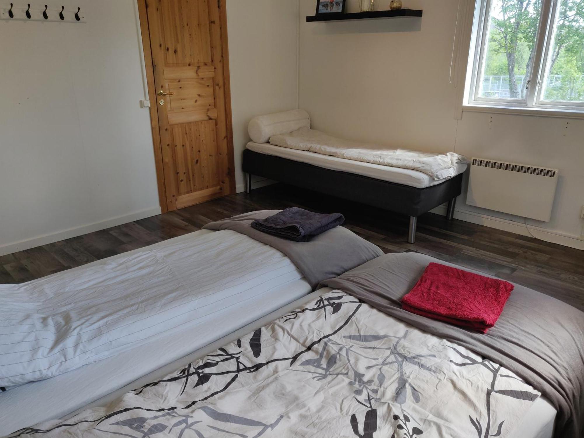 Husky Lodge Hostel Кируна Экстерьер фото